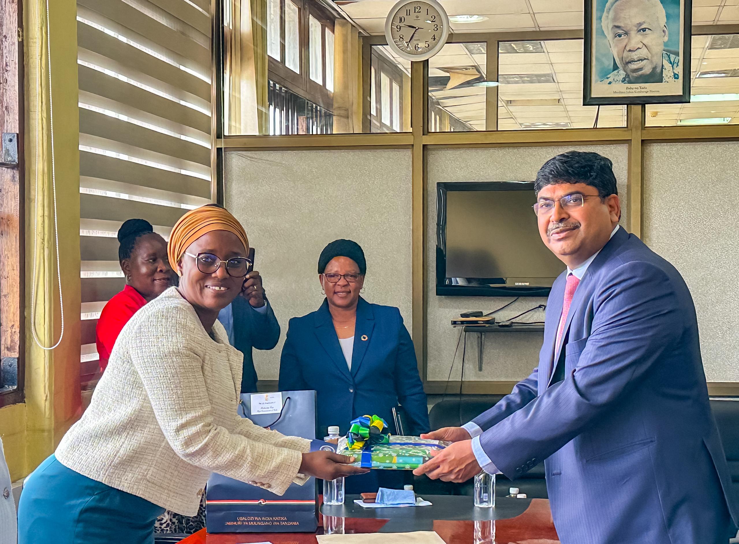 H.E. Mr. Bishwadip Dey, High Commissioner of India, met with Dr. Amina S. Msengwa, Statistician General, National Bureau – photo 2