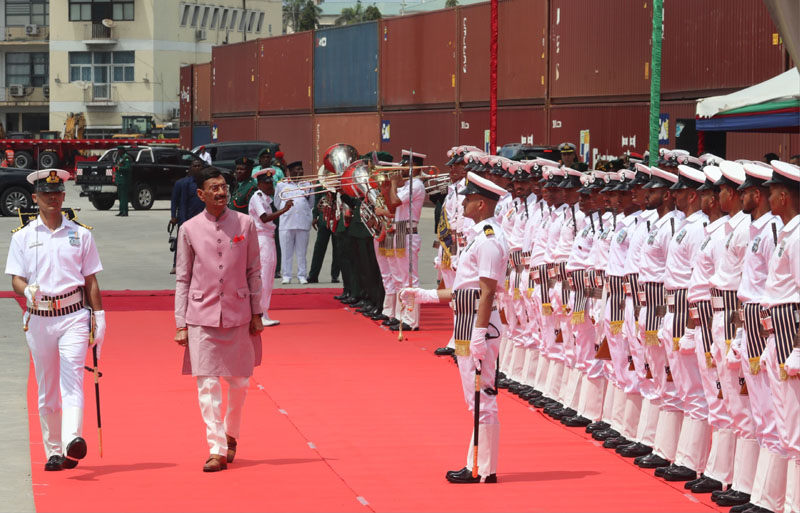Hon'ble Defence Minister of Tanzania Dr. Stergomena Lawrence Tax, in presence of Hon'ble Raksha Rajya Mantri of India Sh – photo 3