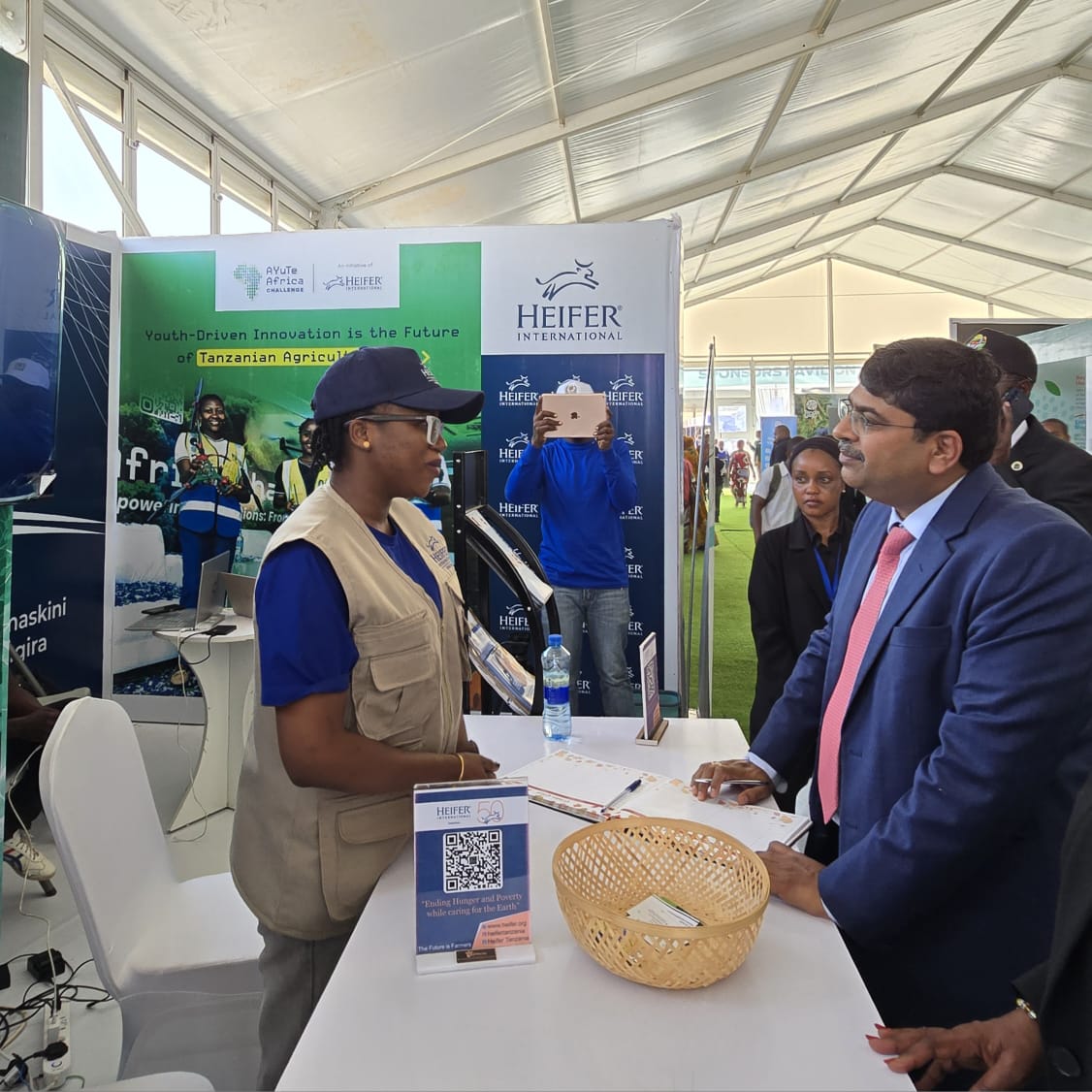 H.E. Mr. Bishwadip Dey, High Commissioner of India, attended Nane Nane Celebrations in Nane Nane Grounds, Dodoma (07 Aug – photo 7