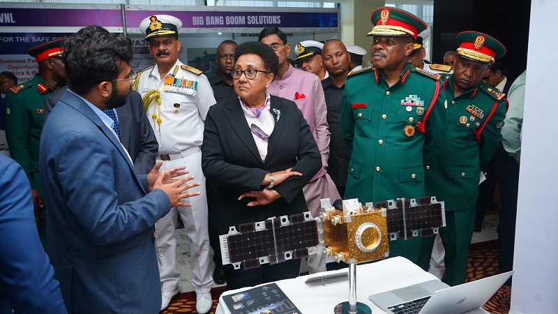 Inauguration of 3rd "Defence Expo" by Hon'ble Defence Minister of Tanzania, Dr. Stergomena Lawrence Tax in along with Ho – photo 9
