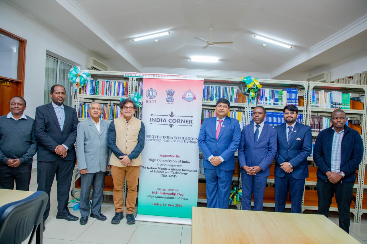 High Commissioner inaugurated the India Book Corner at the The Nelson Mandela African Institution of Science and Technol – photo 4
