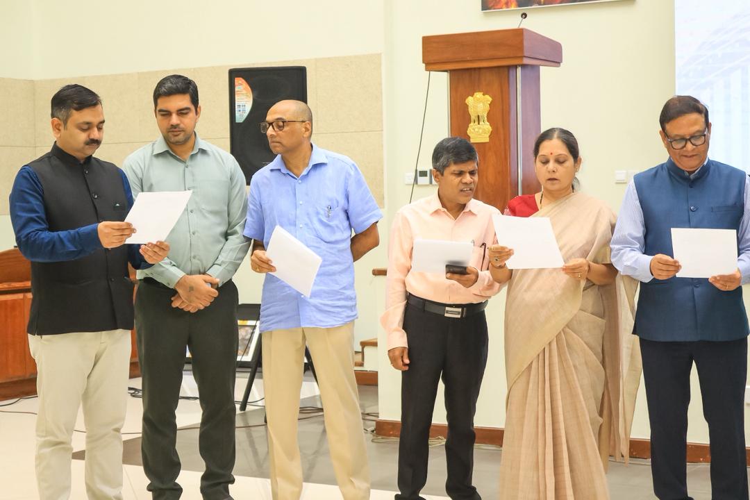 High Commission of India organized "Samvidhan Diwas" (26 November 2025) – photo 3