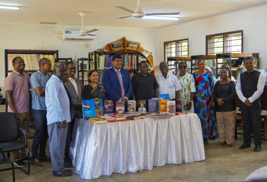 High Commission of India inaugurated an 'India Corner' at TaSUBa (Taasis ya Sanaa na Utamaduni Bagamoyo) � the Bagamoyo  – photo 4