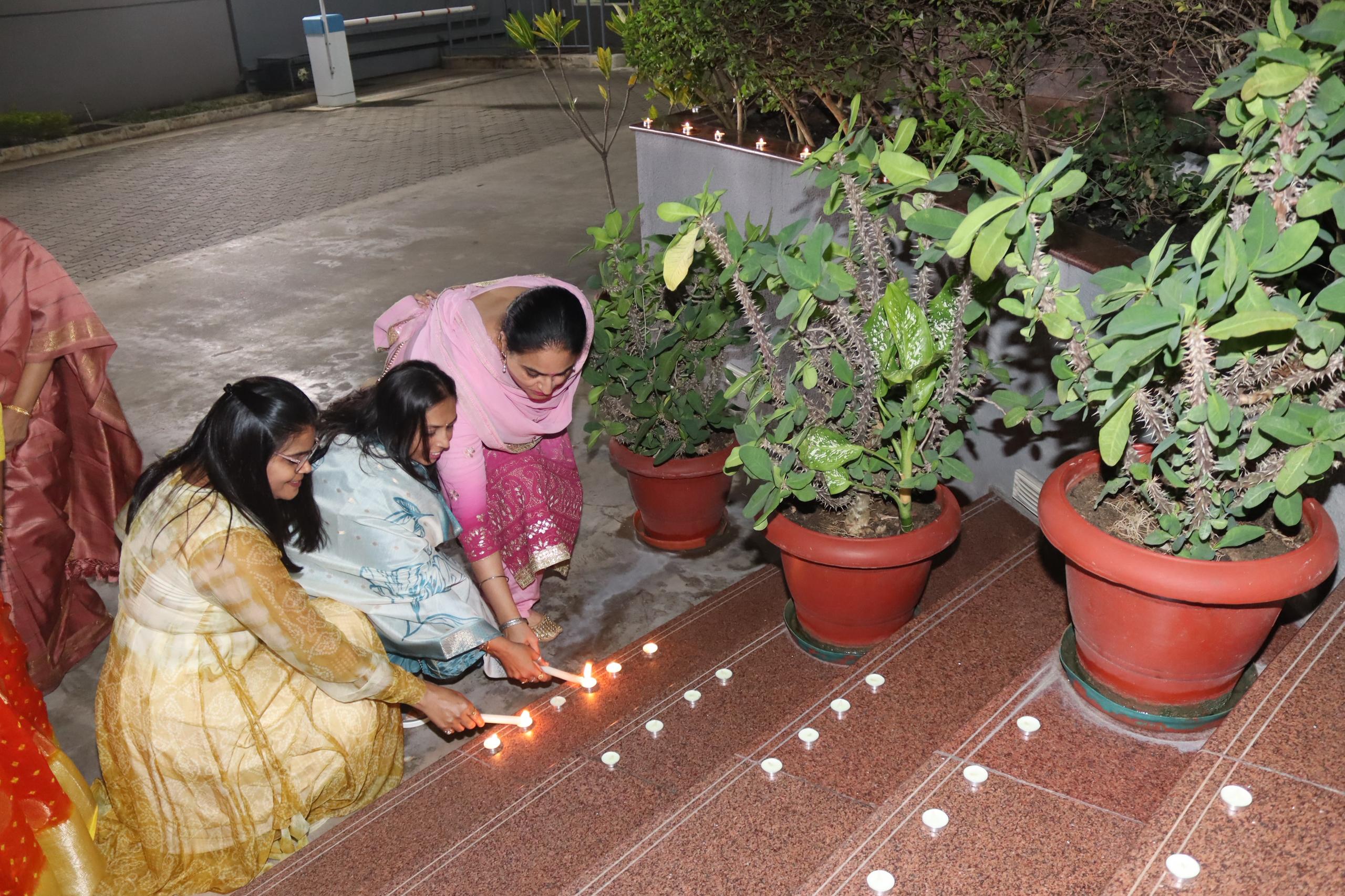 High Commission of India organized the celebrations of the inscription of Deepawali (Diwali) at the UNESCO List of Intan – photo 6