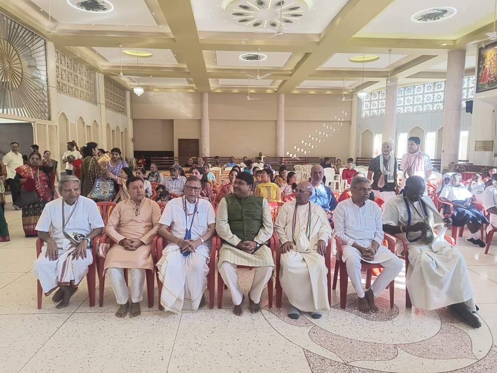 H.E. Bishwadip Dey, High Commissioner of India to Tanzania participated in the Lord Jagannath Rath Yatra organized by IS – photo 3