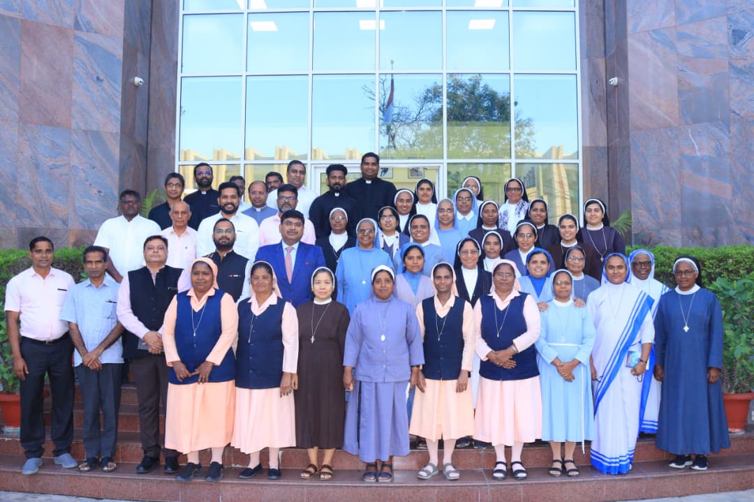 High Commission of India hosted a delegation of Indian Catholic sisters and priests representing various congregations a – photo 2
